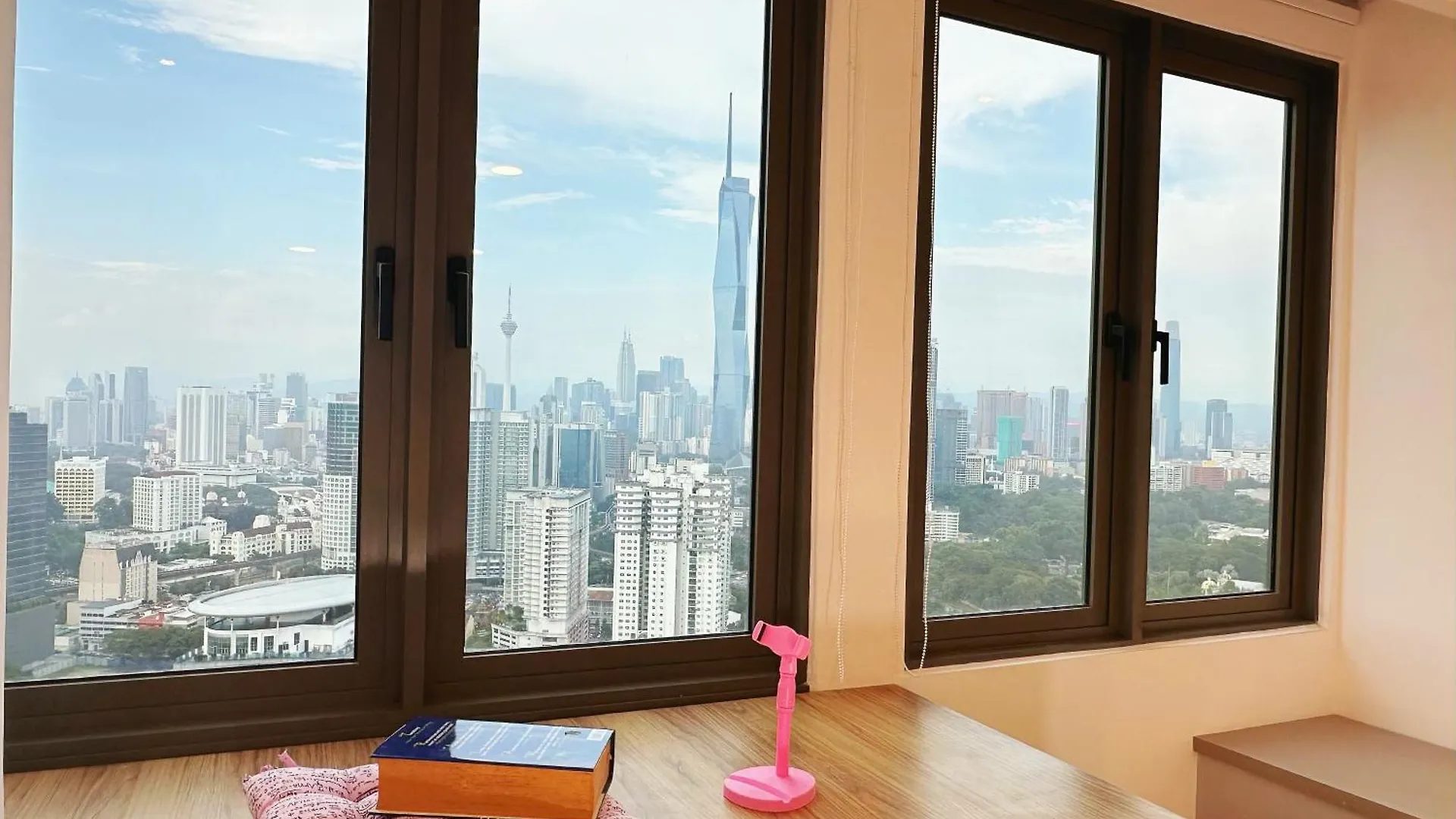 Kl Sentral Monorail 4 Pax Kuala Lumpur, Sky Pool Family Merdeka 118 Nice View 0*,  말레이시아