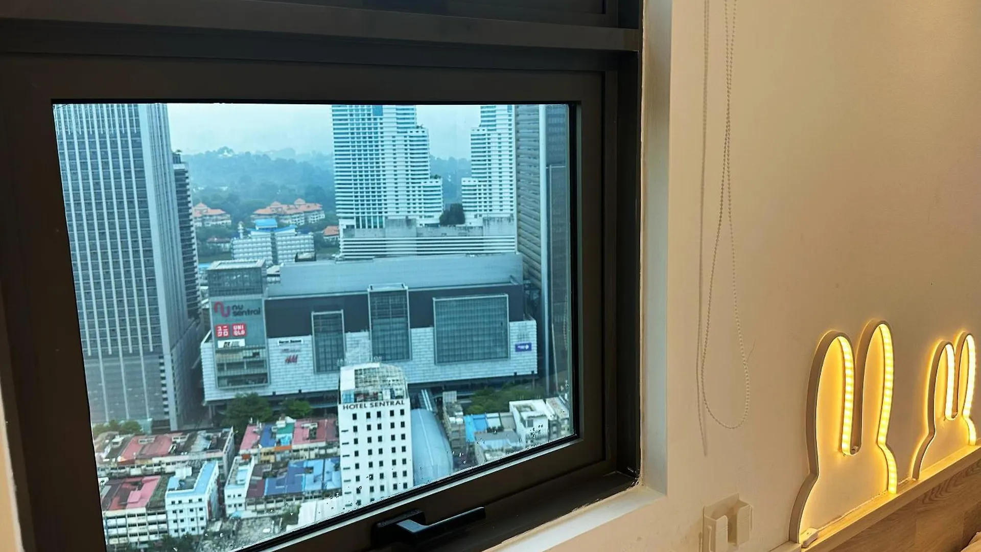Kl Sentral Monorail 4 Pax Kuala Lumpur, Sky Pool Family Merdeka 118 Nice View 0*,